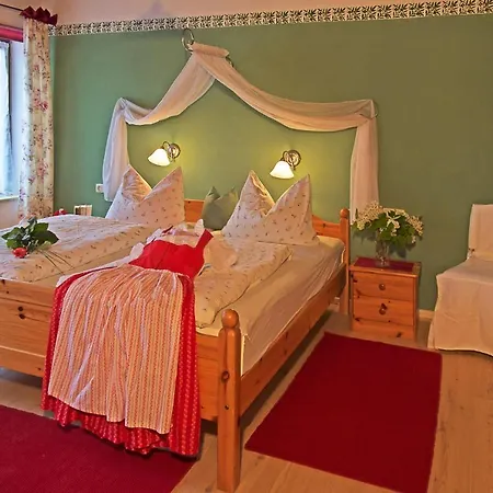 Bauernhof Berndlhof Farm stay *