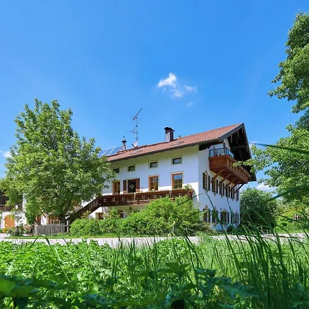 Bauernhof Berndlhof * Obing
